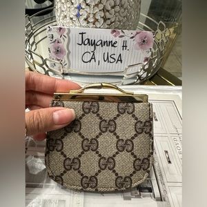 Vintage Gucci kisslock small coin wallet